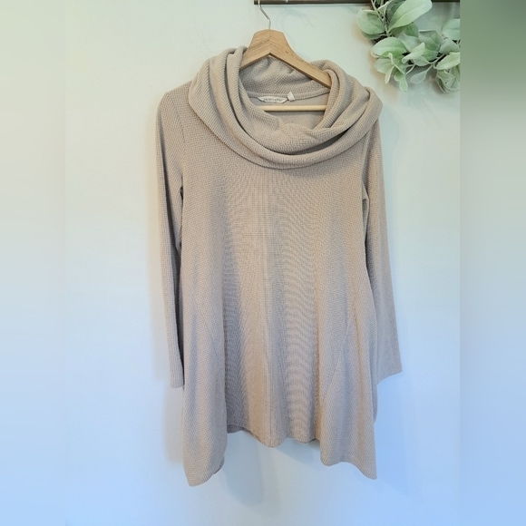 SOFT Surroundings Size M Tan Tunic Asymetrical Hem Cowl Neck Sweater  XS - Picture 2 of 8